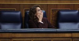 La reforma fiscal se aprueba sin ayudas a jóvenes ni impuestos energéticos